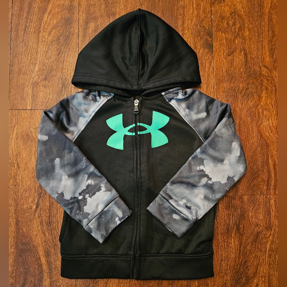 Under Armour Black Hoodie with Gray Camo Sleeves